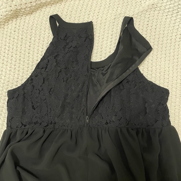 Torrid Lace Halter Top (size 00) - Picture 11 of 11